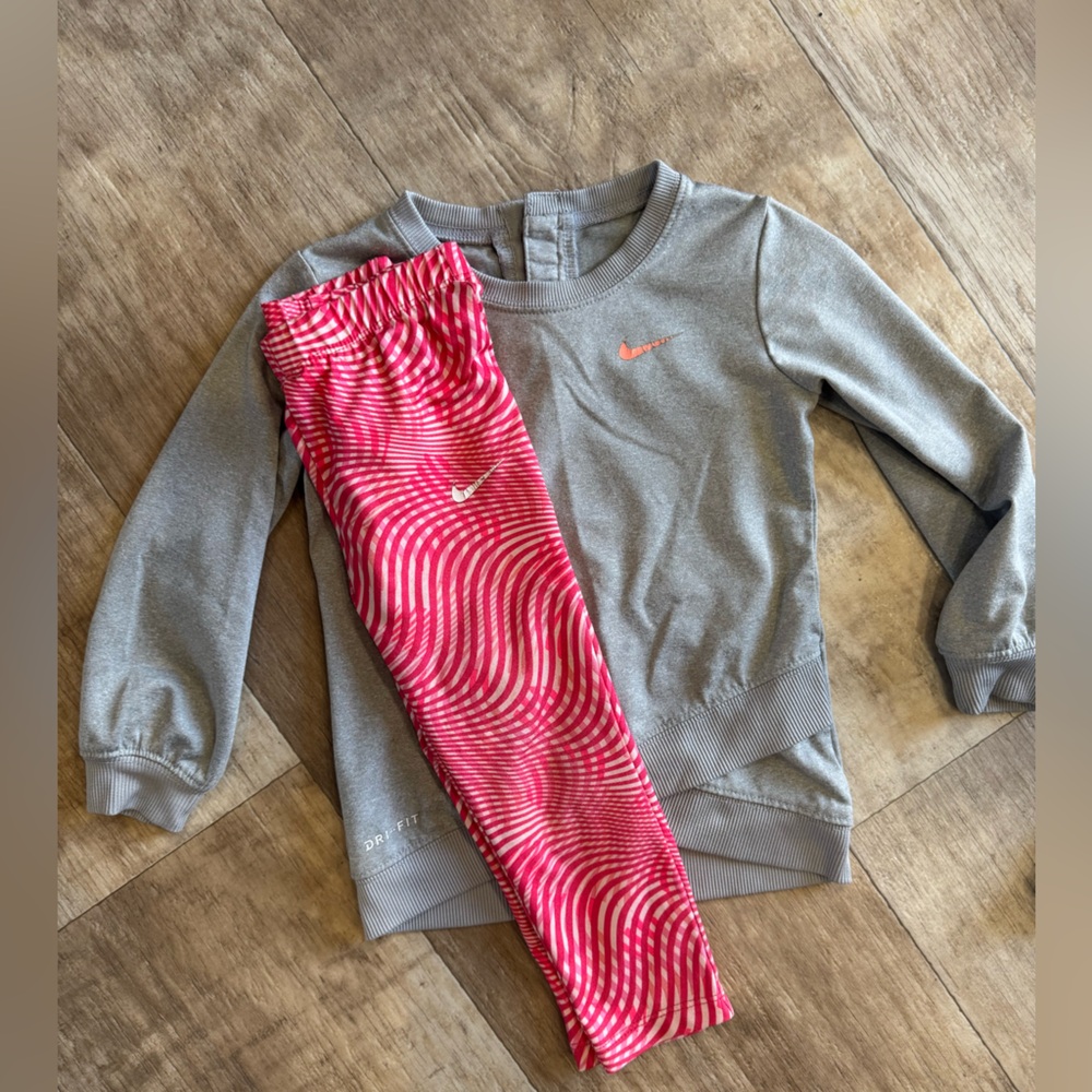 Nike Gray and Pink Athletic Set